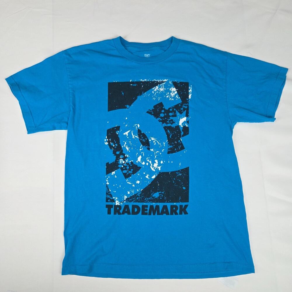 DC Shoes Men's Large Blue Graphic Tee Distressed Logo Skater Shirt